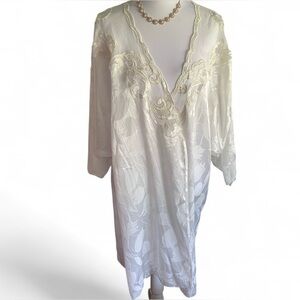 Vintage Saks Fifth‎ Avenue Natori White Pearl Floral Peignoir Robe Womens Size L